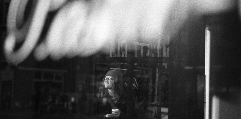 womanwindow2